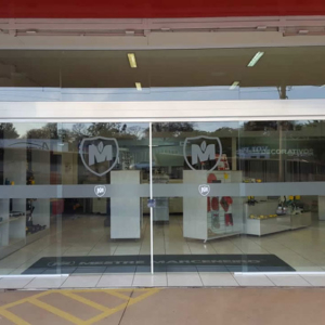 Fachadas-Comerciais-Decor-Vidros-e-Espelhos-(3)